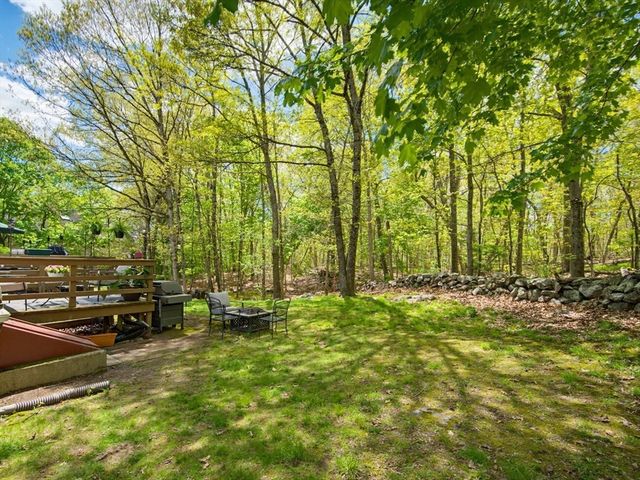 736 Mount Hope St 4, North Attleboro, MA 02760