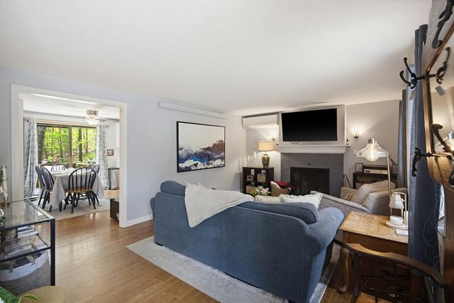 736 Mount Hope St 4, North Attleboro, MA 02760