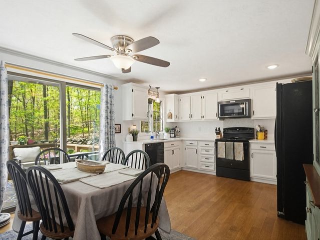 736 Mount Hope St 4, North Attleboro, MA 02760