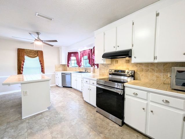 3117 Holland Road, Newton, AL 36352