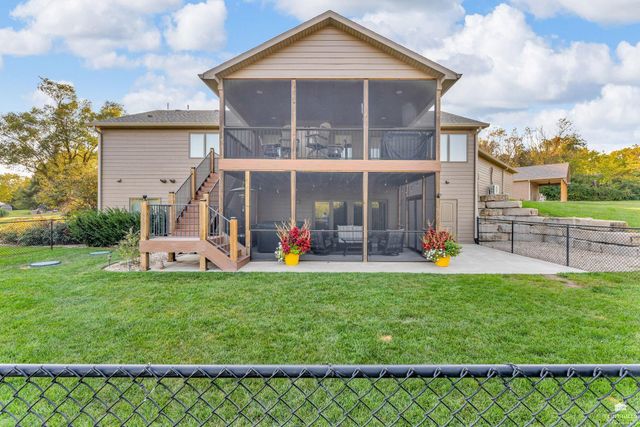 5734 Hervey Lane, Manhattan, KS 66502