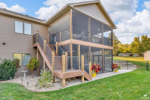 5734 Hervey Lane, Manhattan, KS 66502