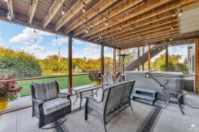 5734 Hervey Lane, Manhattan, KS 66502