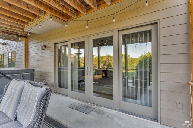 5734 Hervey Lane, Manhattan, KS 66502