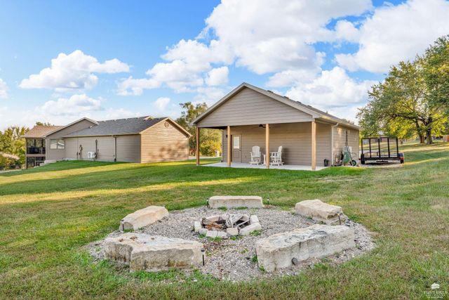 5734 Hervey Lane, Manhattan, KS 66502