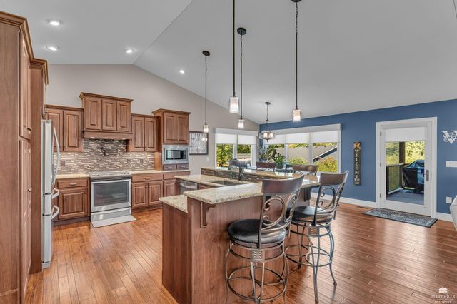 5734 Hervey Lane, Manhattan, KS 66502