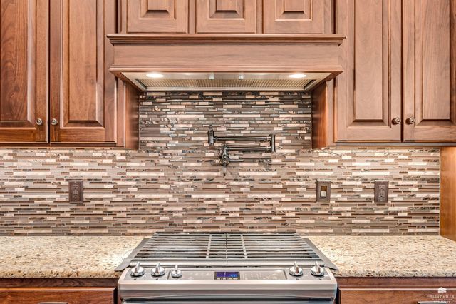 5734 Hervey Lane, Manhattan, KS 66502