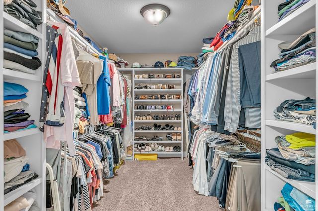 5734 Hervey Lane, Manhattan, KS 66502