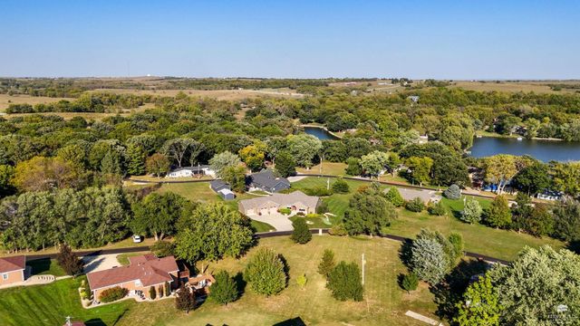 5734 Hervey Lane, Manhattan, KS 66502