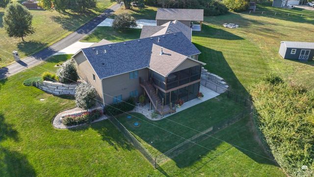 5734 Hervey Lane, Manhattan, KS 66502