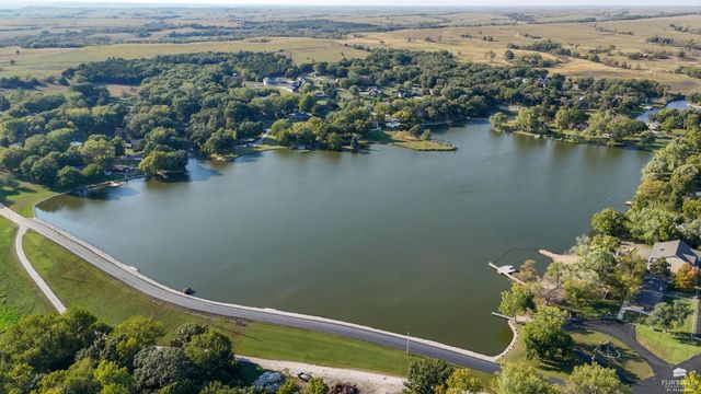 5734 Hervey Lane, Manhattan, KS 66502