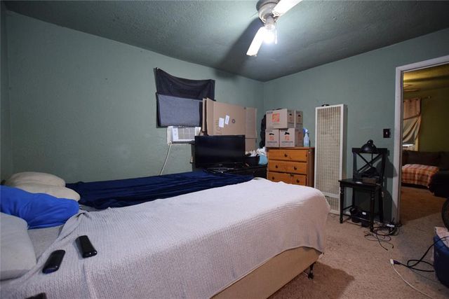 220 NE 1st Street, Moore, OK 73160