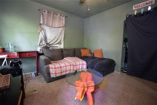 220 NE 1st Street, Moore, OK 73160
