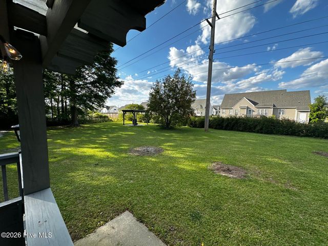 608 Hounds Tooth Court, Winterville, NC 28590