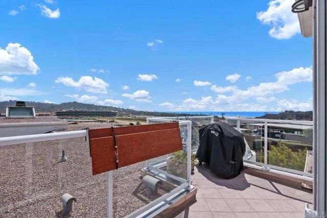 307 Longden Lane, Solana Beach, CA 92075