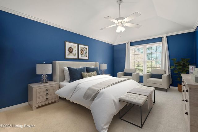 8406 Oxford Woods Ct, Louisville, KY 40222