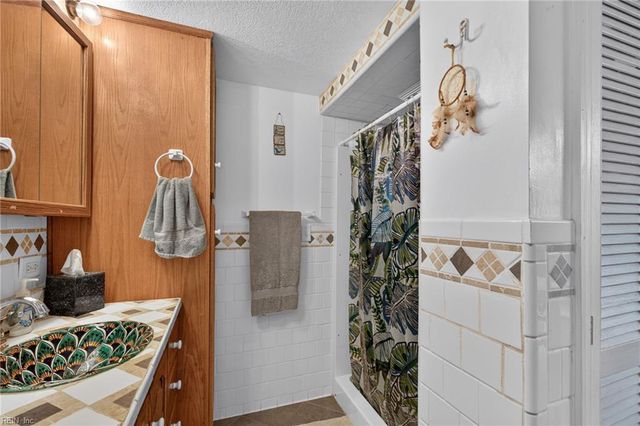 1309 Manning RD, Suffolk, VA 23434