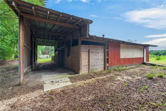 1309 Manning RD, Suffolk, VA 23434
