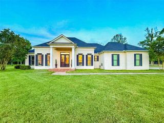5065 Turner Road, Bridge City, TX 77630