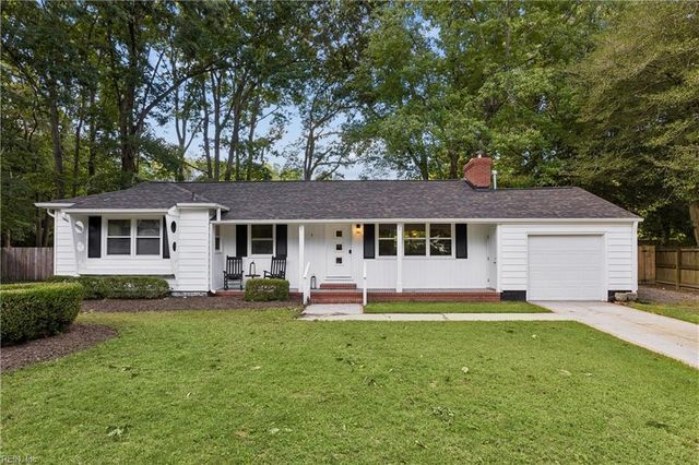6 Anderson CIR, Newport News, VA 23606