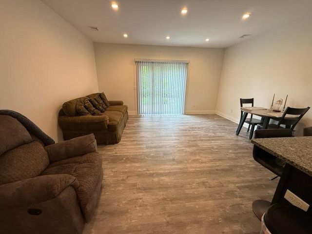 47 Travelers Court, East Greenwich, RI 02818