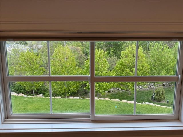 47 Travelers Court, East Greenwich, RI 02818