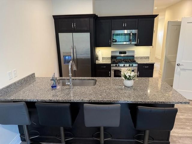 47 Travelers Court, East Greenwich, RI 02818