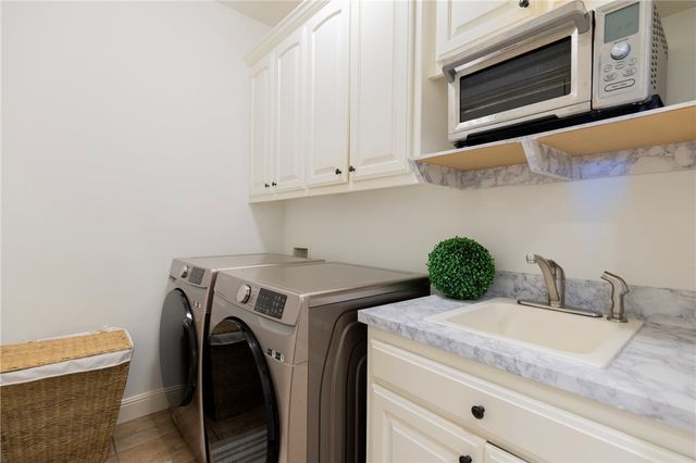 5605 S Chadwick Drive, Rogers, AR 72758