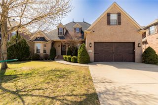 5605 S Chadwick Drive, Rogers, AR 72758