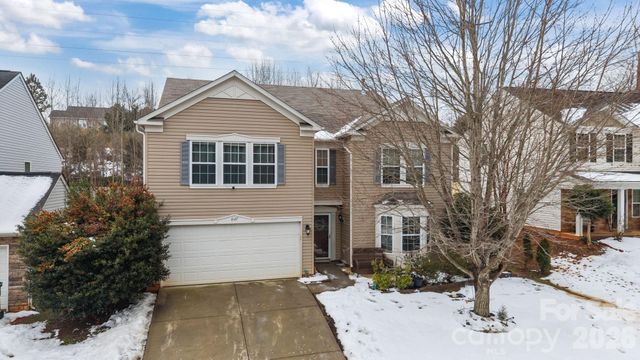 6127 Blue Ash Lane, Charlotte, NC 28215