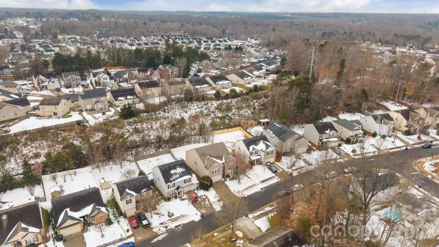 6127 Blue Ash Lane, Charlotte, NC 28215