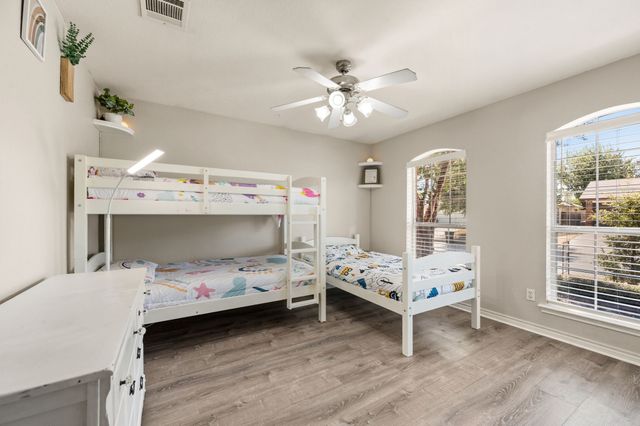 628 Poncho Lane, Fort Worth, TX 76052