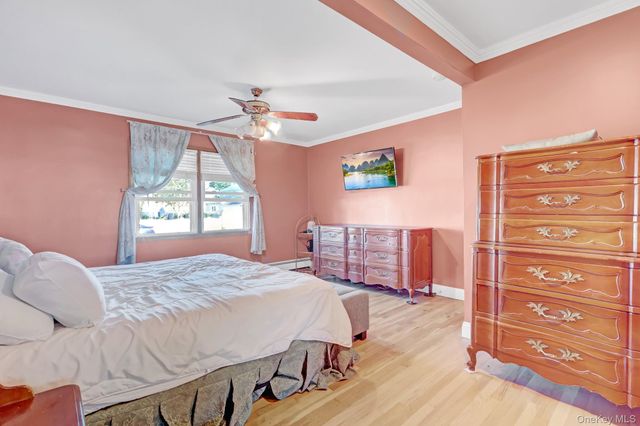 1233 12th Street, West Babylon, NY 11704