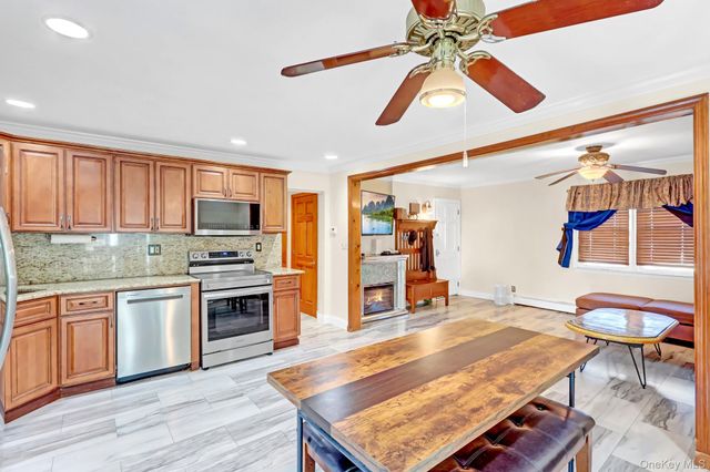 1233 12th Street, West Babylon, NY 11704