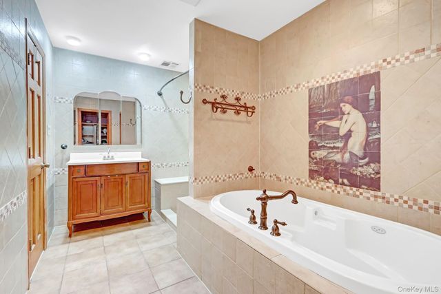 1233 12th Street, West Babylon, NY 11704