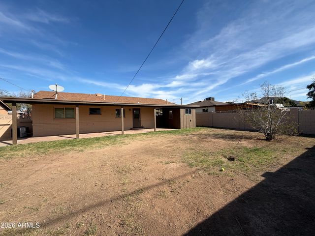 1729 W Beryl Avenue, Phoenix, AZ 85021