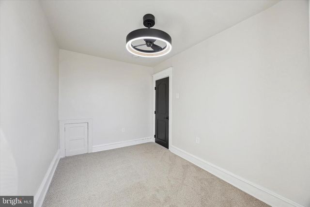 2038 S REDFIELD ST, Philadelphia, PA 19143