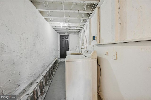 2038 S REDFIELD ST, Philadelphia, PA 19143