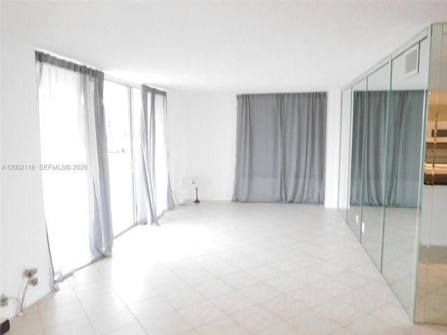3800 S Ocean Drive 305, Hollywood, FL 33019