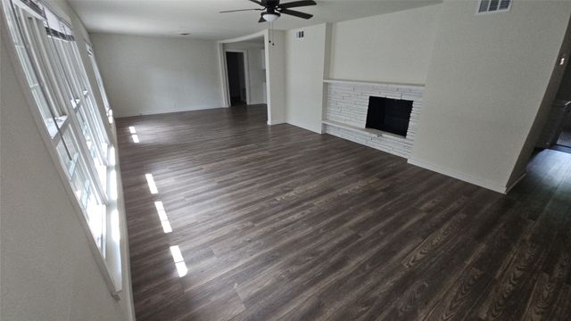 1712 Yolanda Drive, Fort Worth, TX 76112