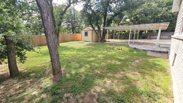 1712 Yolanda Drive, Fort Worth, TX 76112