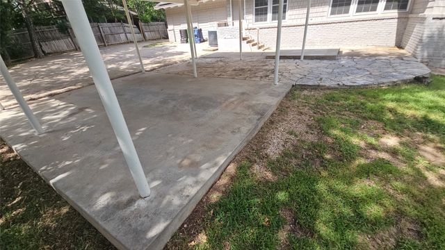 1712 Yolanda Drive, Fort Worth, TX 76112