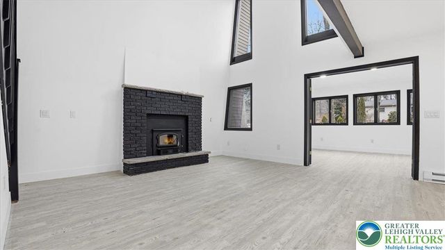 3217 Hamlet Drive, Coolbaugh Twp, PA 18466