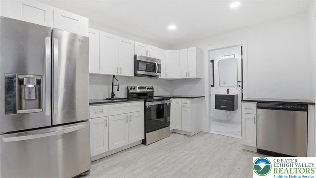 3217 Hamlet Drive, Coolbaugh Twp, PA 18466