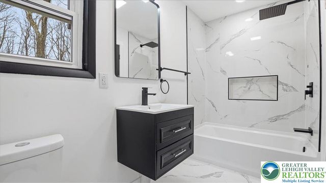 3217 Hamlet Drive, Coolbaugh Twp, PA 18466