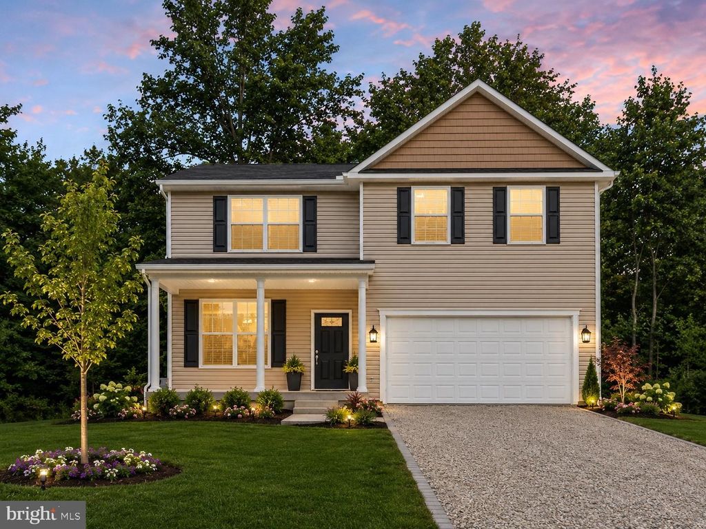 813 MOOREFIELD DR, Ruther Glen, VA 22546