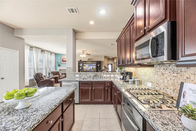 9997 Willow Falls Lane, Brookshire, TX 77423