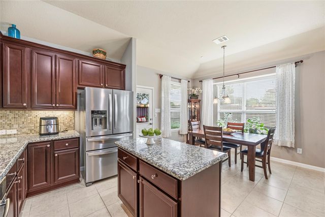 9997 Willow Falls Lane, Brookshire, TX 77423