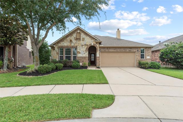 9997 Willow Falls Lane, Brookshire, TX 77423