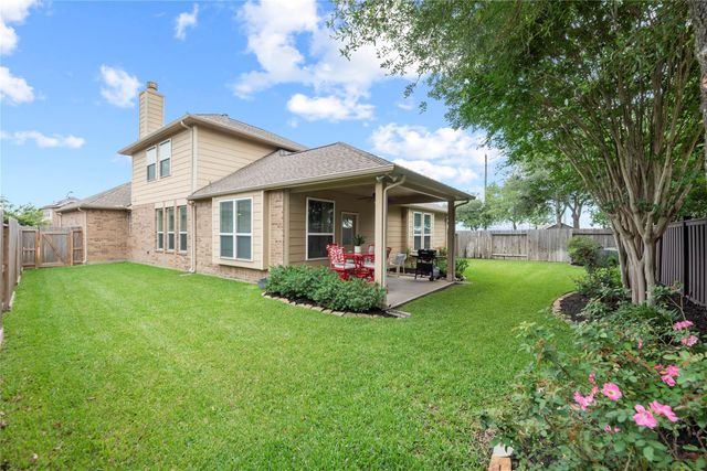 9997 Willow Falls Lane, Brookshire, TX 77423